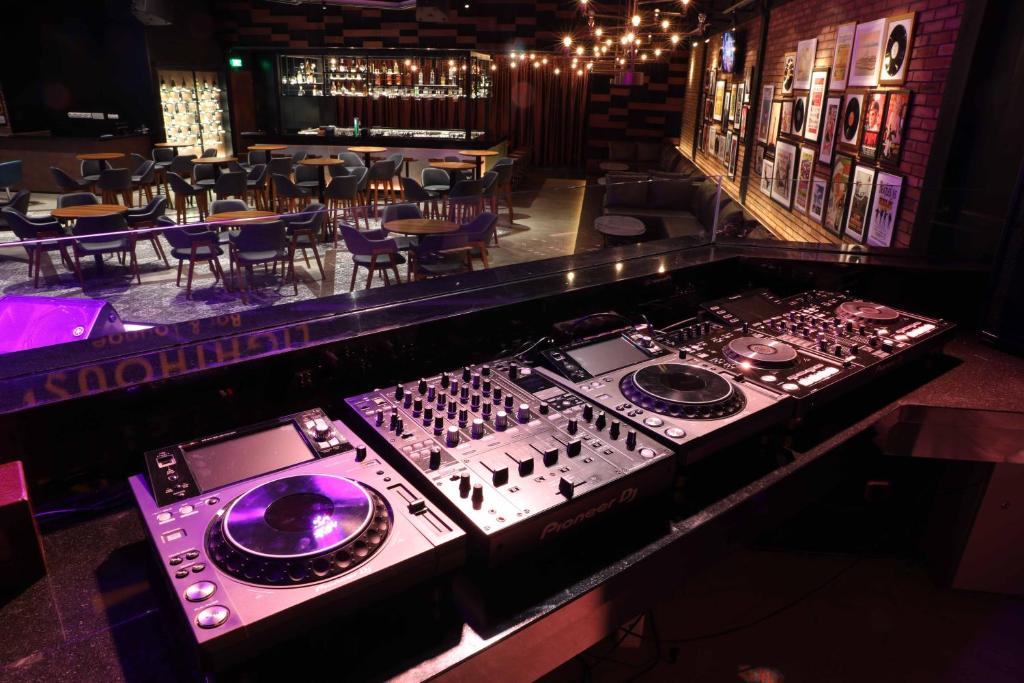 Pub/Lounge