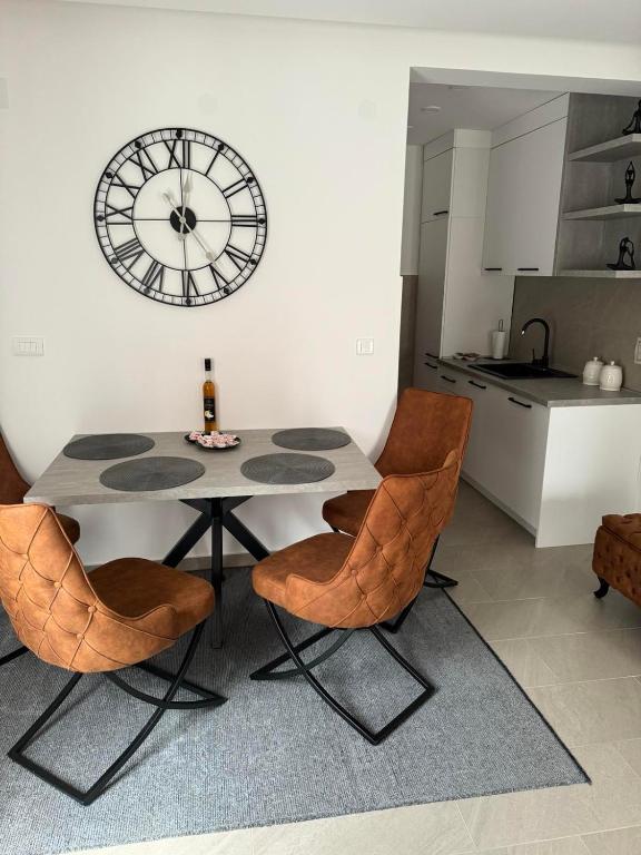 Apartman ANNA ATINA Budva - 5