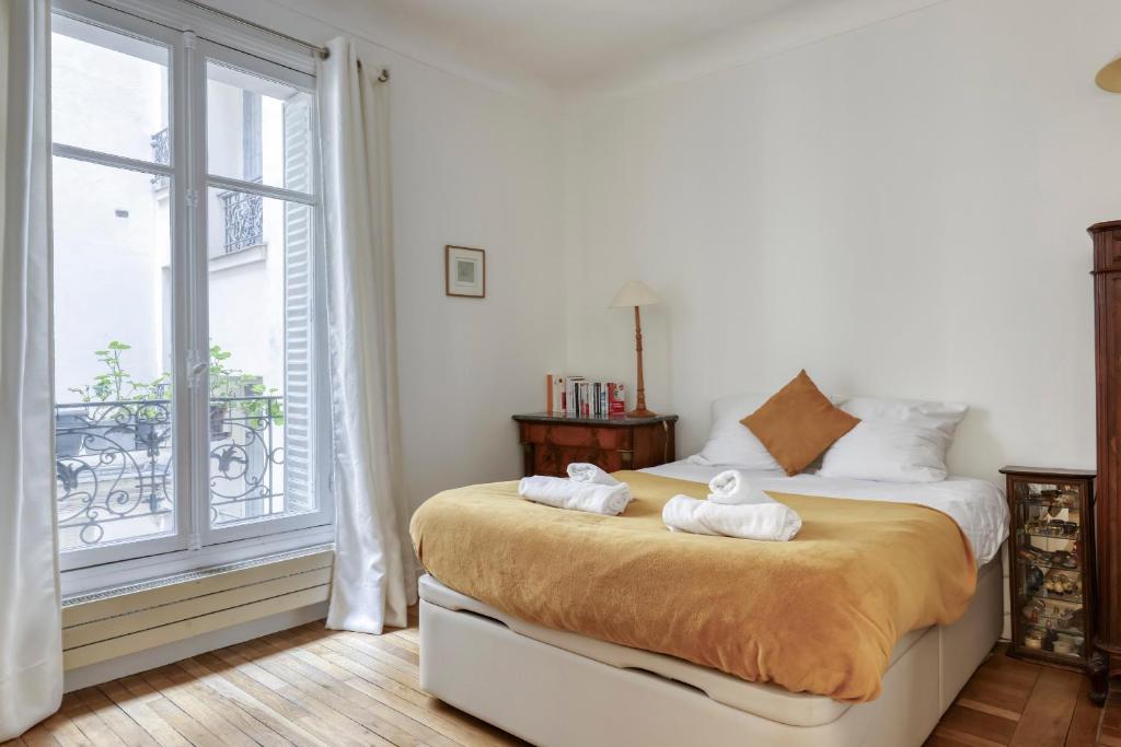 Classic & Charming Parisian flat - Luxury 16th - 3
