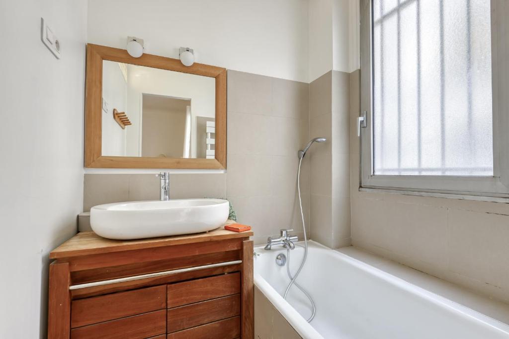Classic & Charming Parisian flat - Luxury 16th - 5