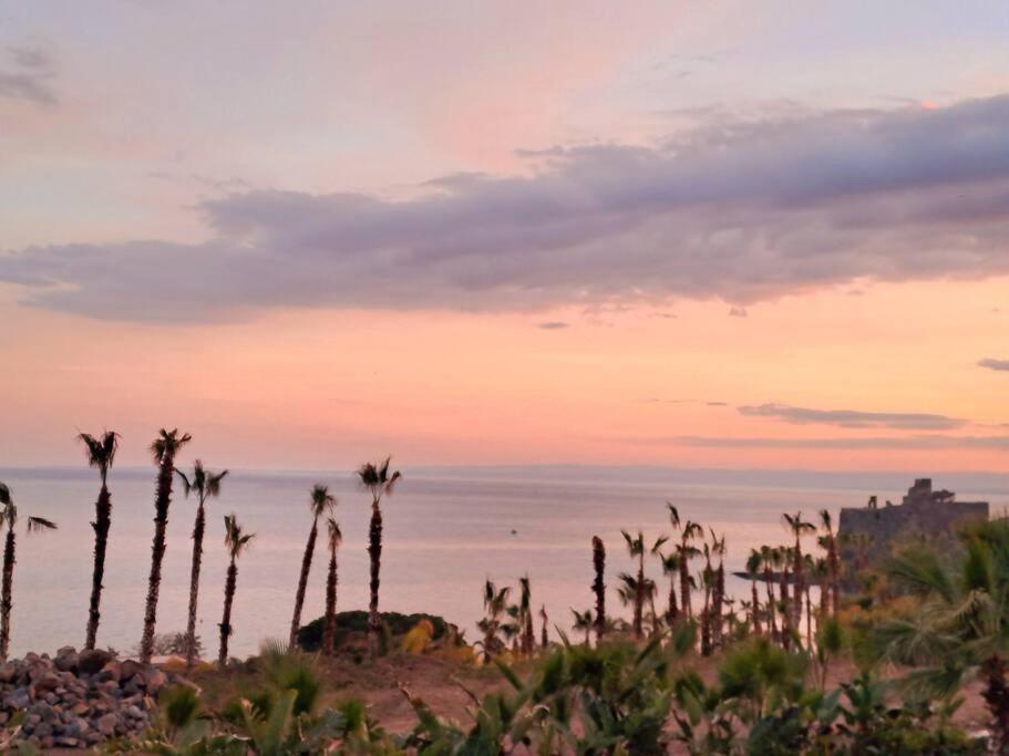 Acasuzzadiaci, Aci Castello