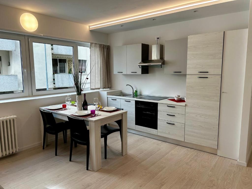 Luxury Urban Oasis Apartment in center Of Udine - 3