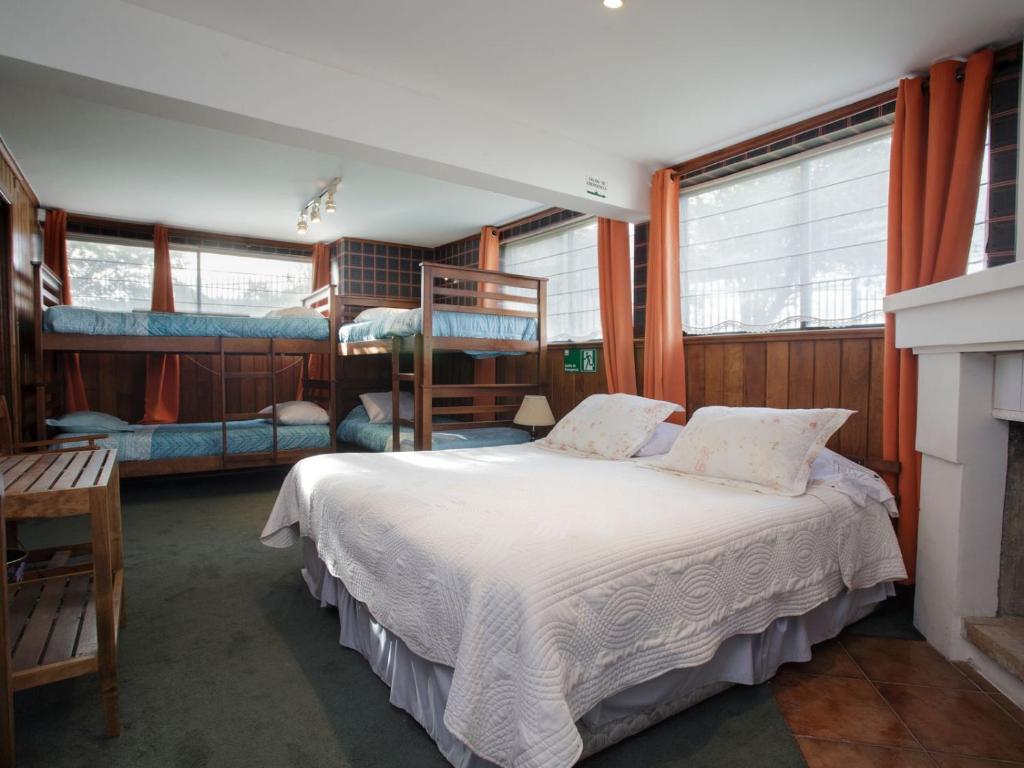 Sandy Point Hostal - 1