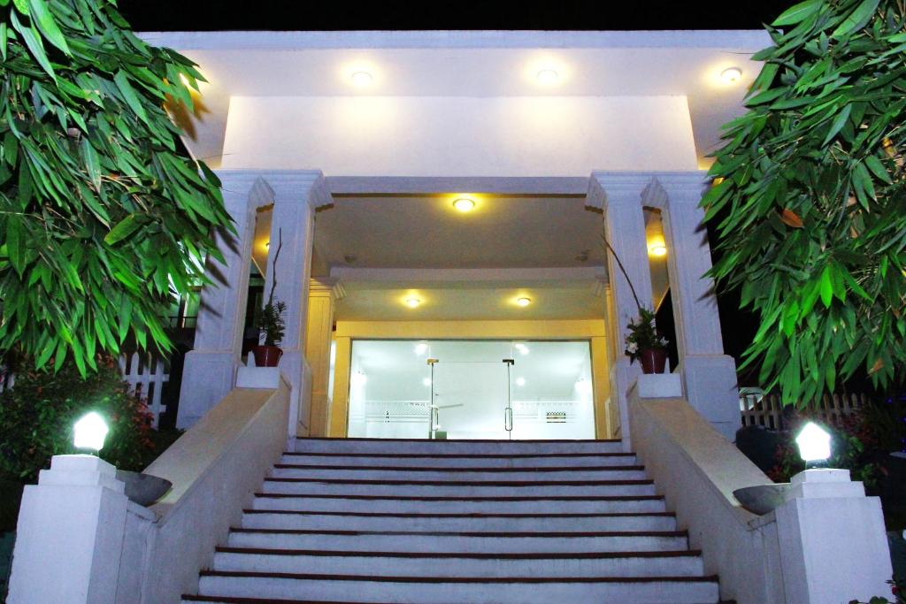 Owin Rich Resort photo