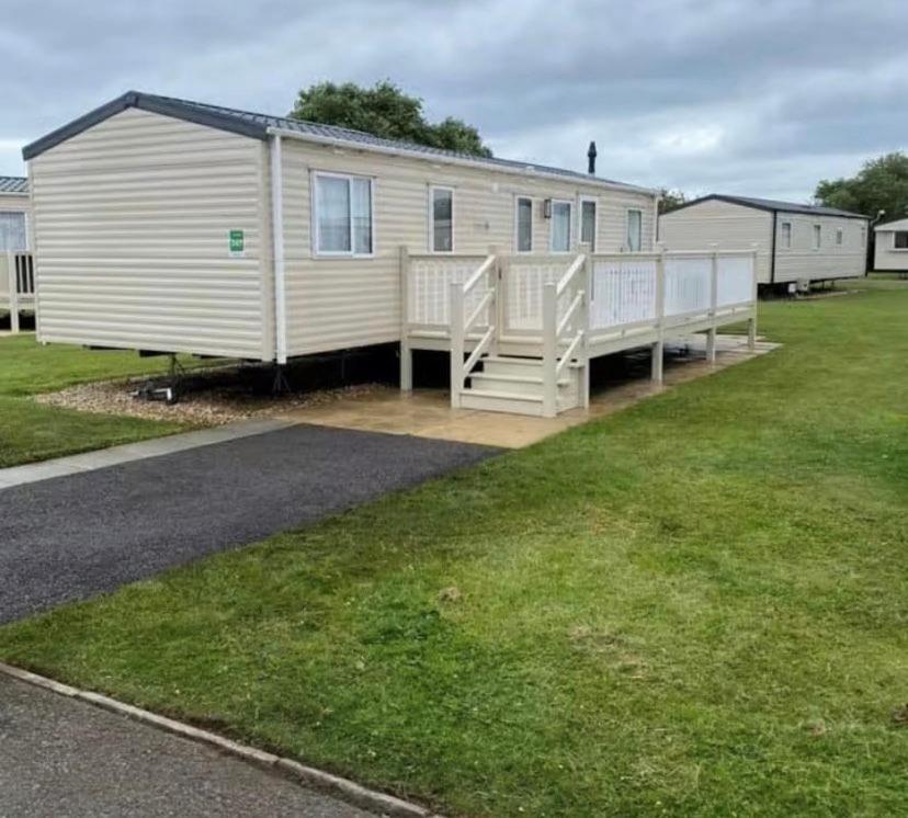 Cosy caravans 10 berth caravan on Butlins Skegness, Skegness