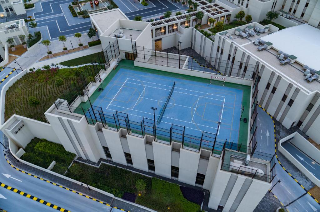Tennis court