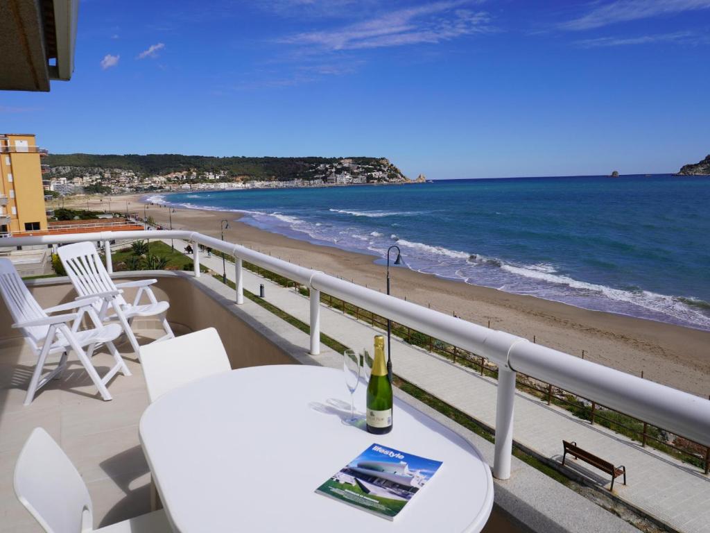 Manureva C - L'Estartit, Els Griells - ES-323-83, L'Estartit