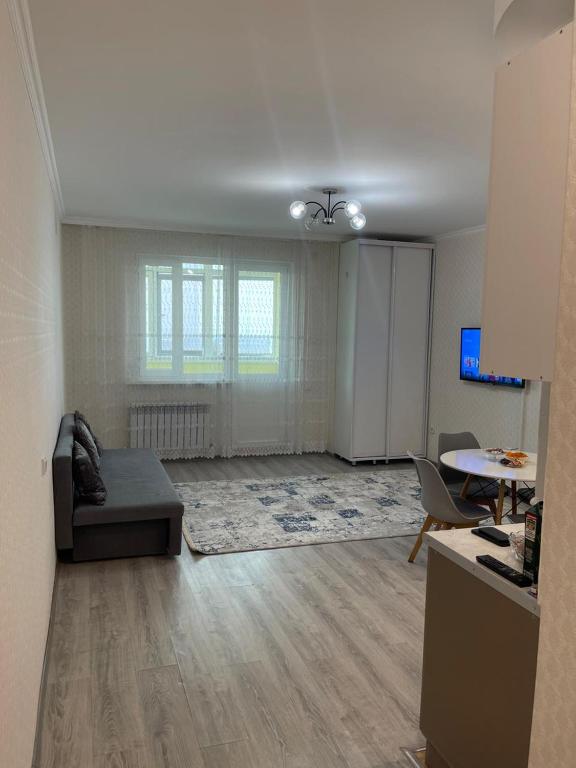 Korkem tower, Taldykolʼ