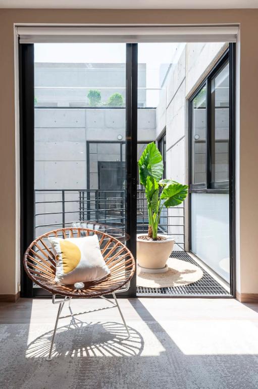Magnific 2BR in Cuauhtemoc - 2