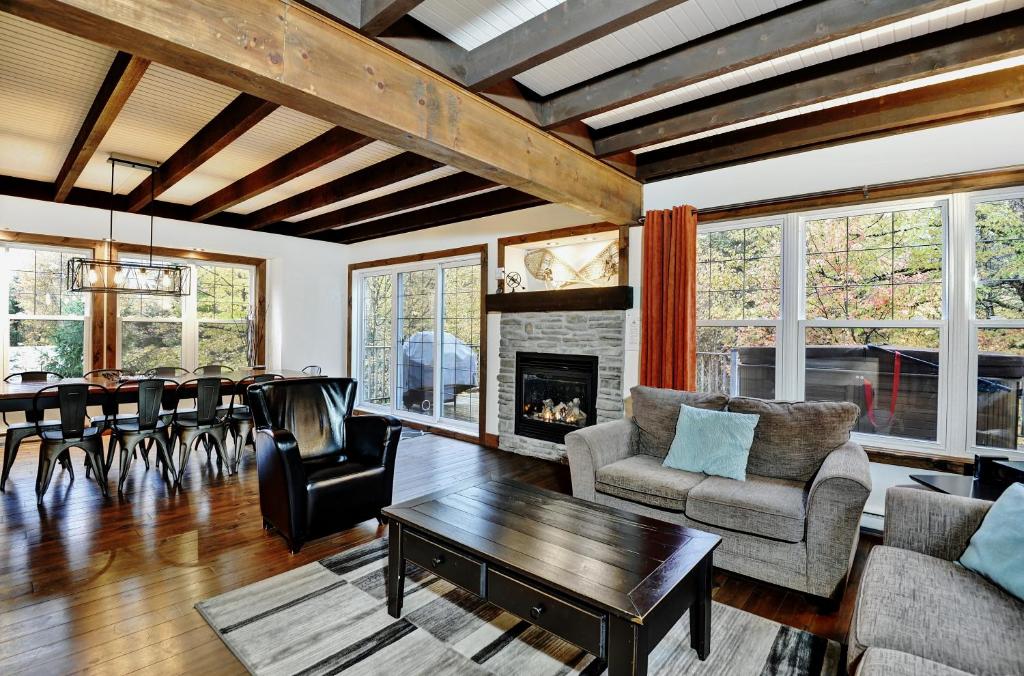 Chalet 9029 Chemin des Alpages by Les Chalets Alpins, Stoneham