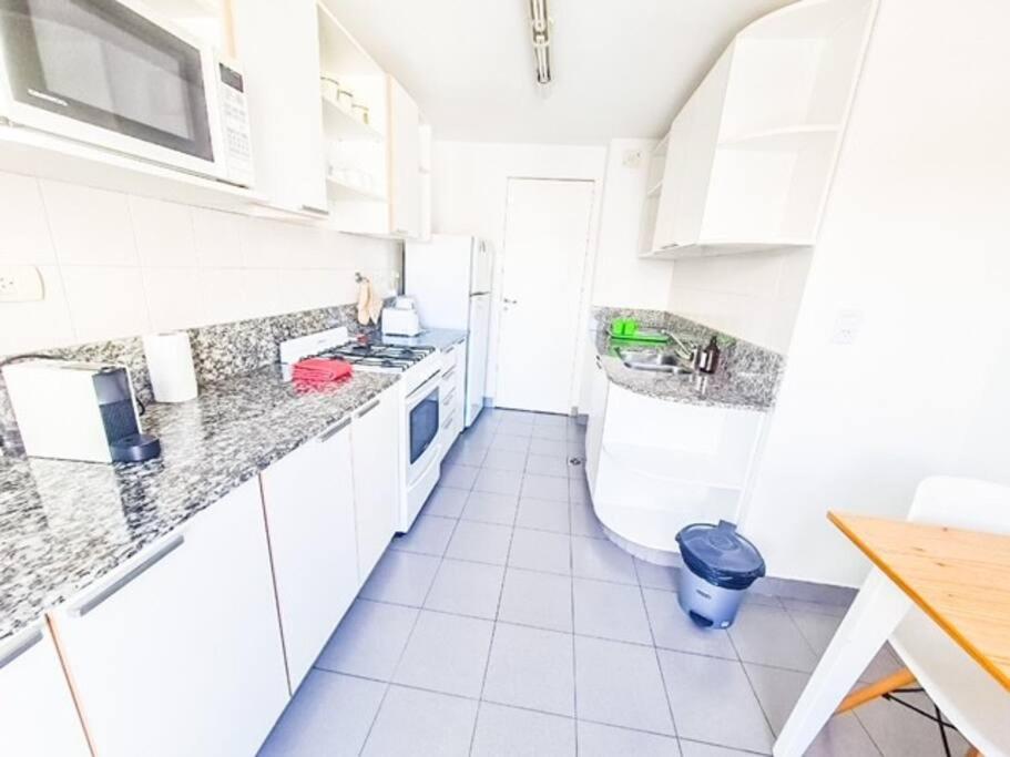 3 ambientes, 2 baños completos, Seguridad 24hs - 5