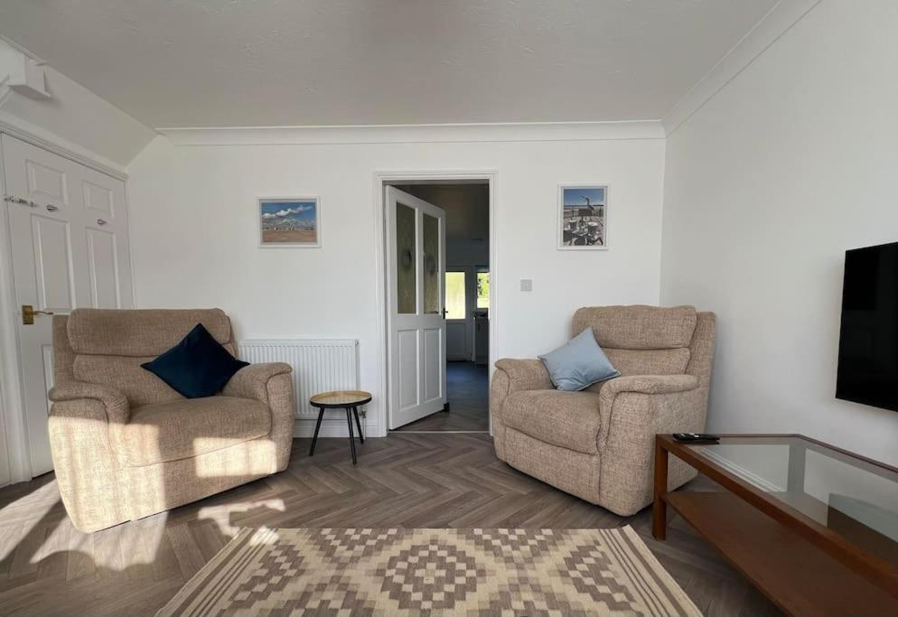 Annie's Hideaway, Chapel St Leonards - pet-friendly stay