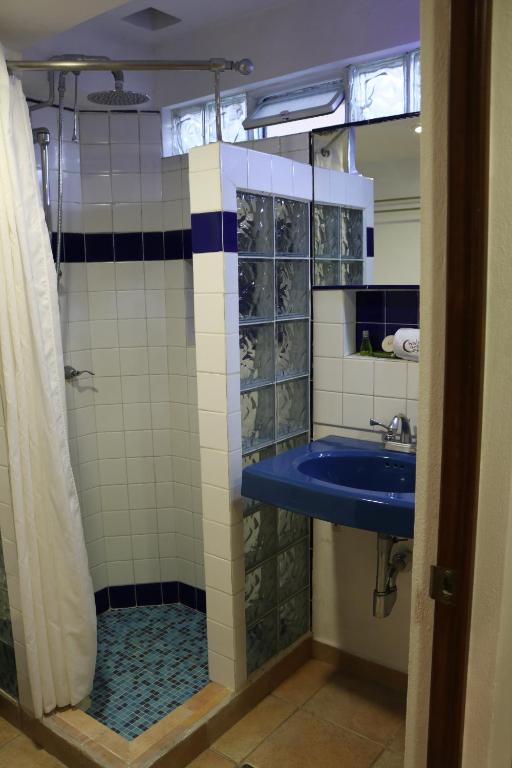 Chalet del Carmen, Coyoacan - Room image