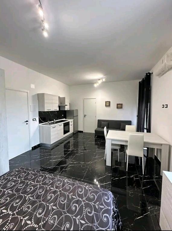 Dyo Adelfia, elegante "open space" vista mare - 5