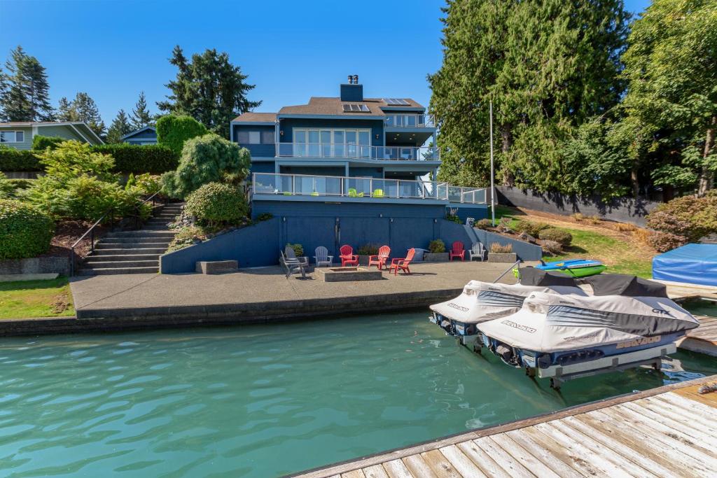 Zen Oasis On Lake Tapps, Sumner