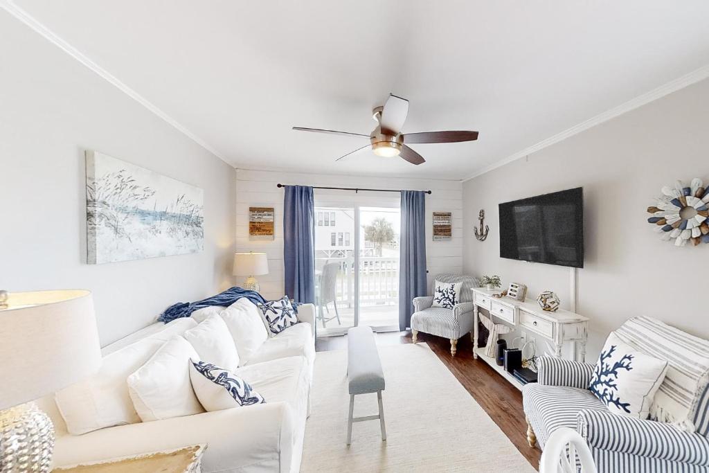 Emerald Sky, Myrtle Beach