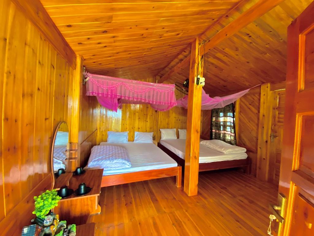 Mao Sapa Trekking and Homestay