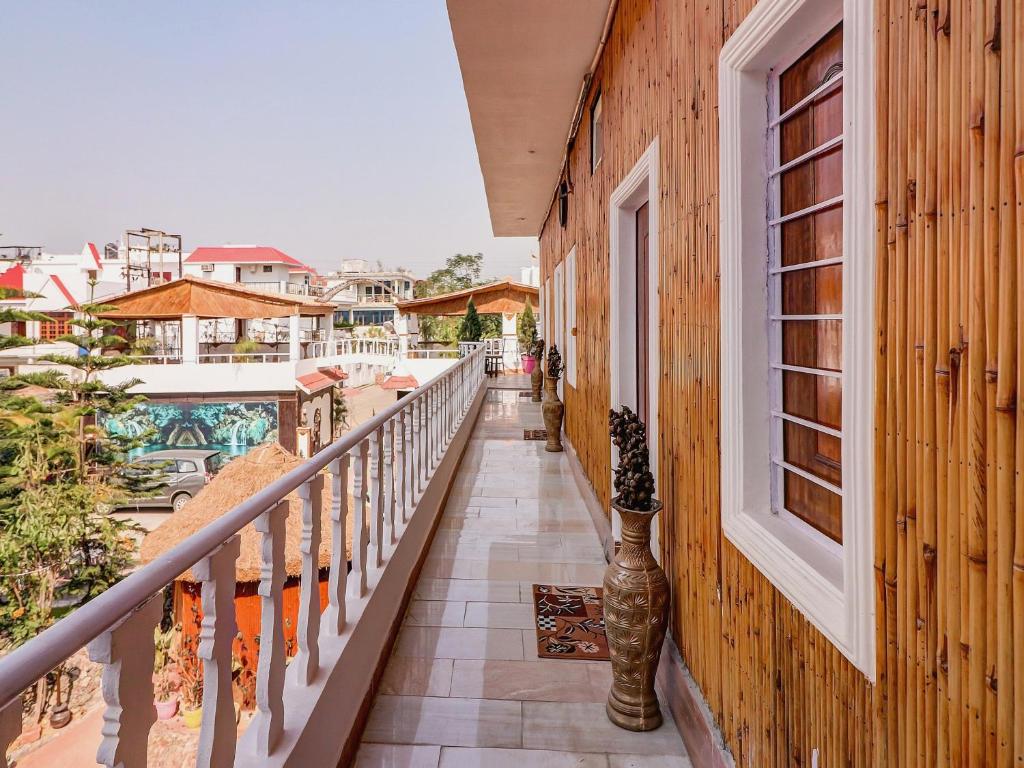 フロント・ロビー