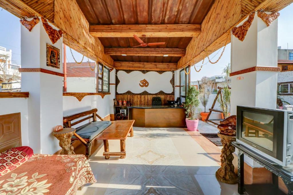 Hotel O by OYO Shanti Kuti Home Stay フロント・ロビー