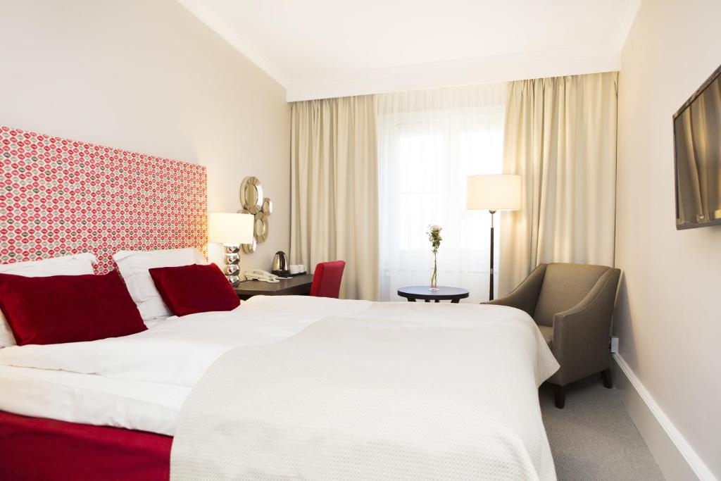 Deluxe szoba 1 kétszemélyes vagy 2 külön ággyal