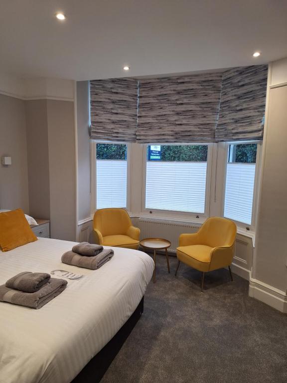 Ferndale Lodge photo 2