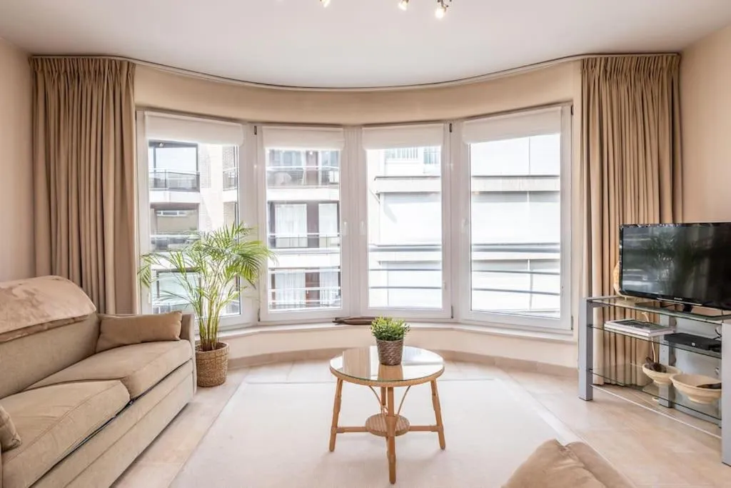 Top studio Knokke bij zeedijk!, Hotel in Knokke-Heist