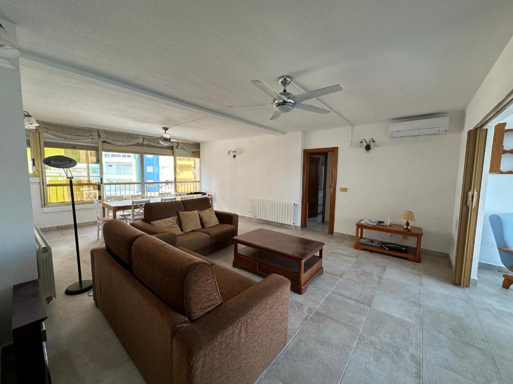 BA12-2, Gran apartamento con terraza muy cerca de - 3