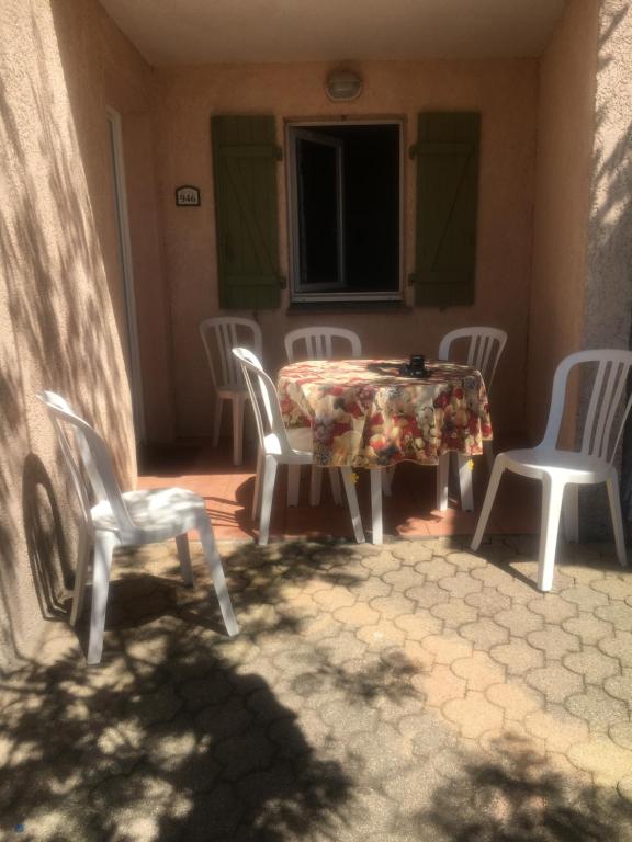 joli 2 pieces vue mer , piscine proche ste Maxime résidence BELLEVUE - 2