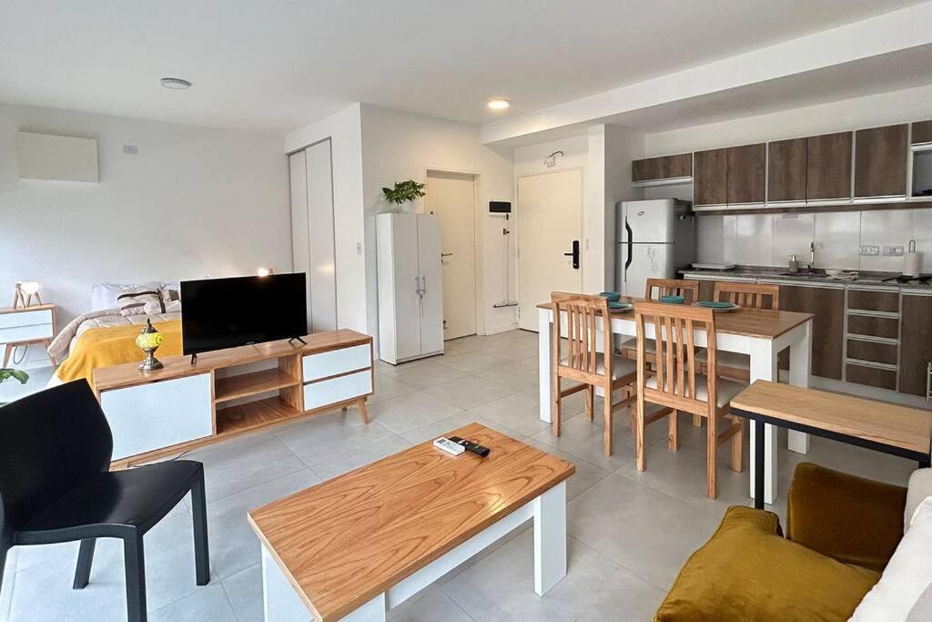 BOLI0208 Apt. para 3 con Sofá Cama en San Telmo - 1