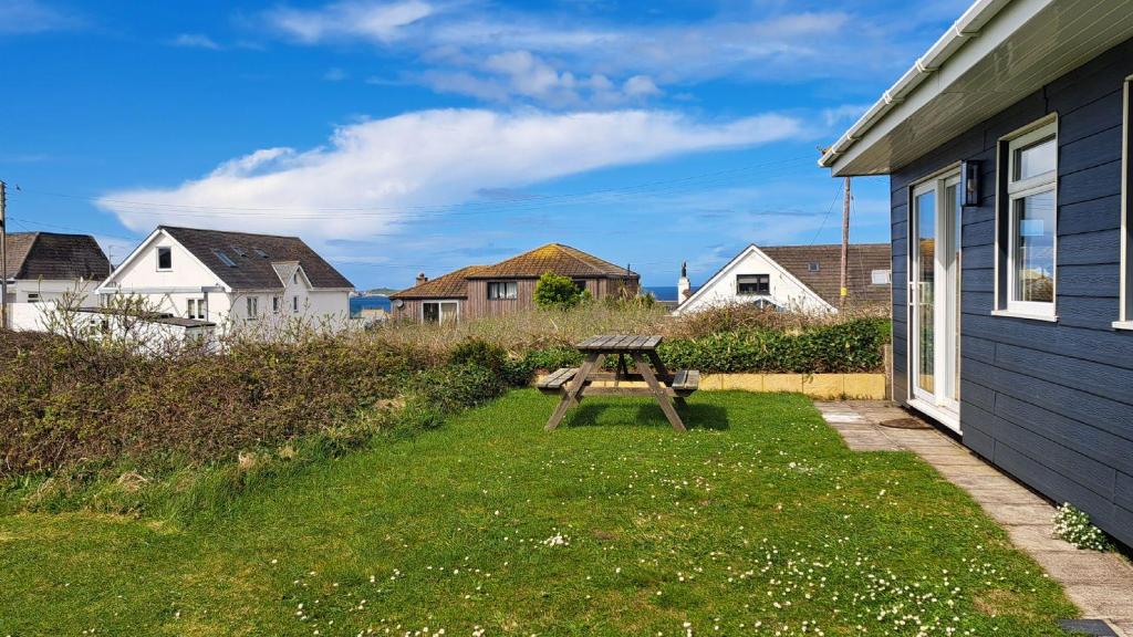 A06 Rushdune A6, Riviere Towans, Hayle