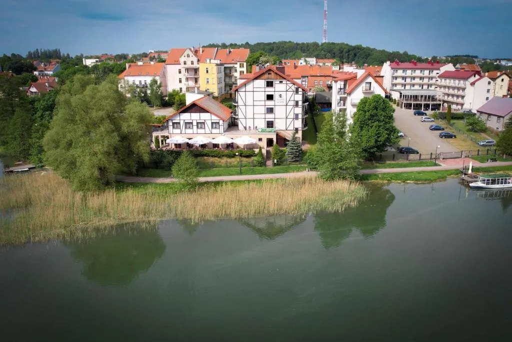Hotel Anek, hotel in Mrągowo