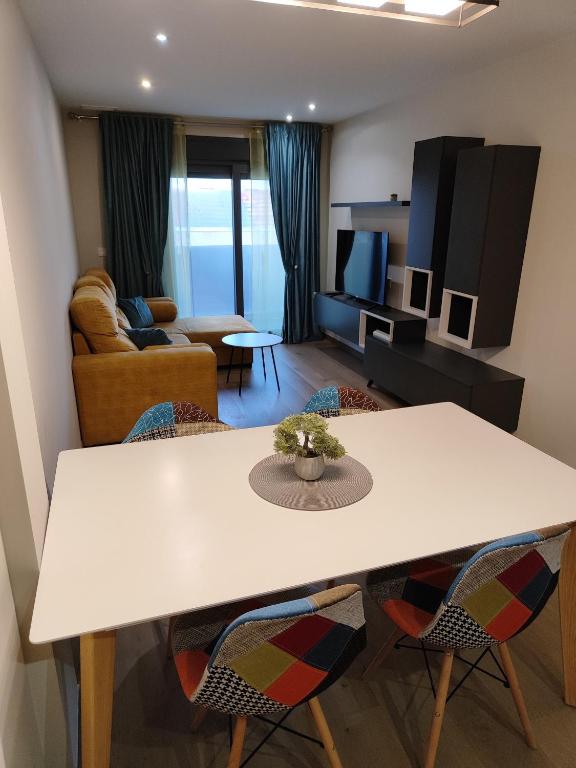 Schöne Wohnung mit Pool und Parking, 50m zum Strand, Torrevieja Spanien - 3