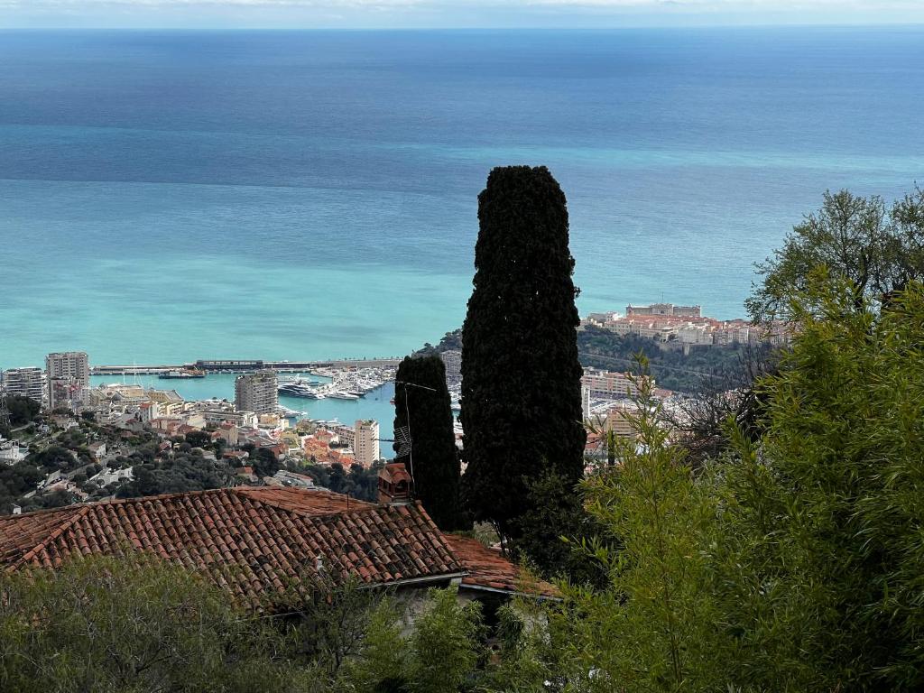 F1 4-Bedrooms Villa with Parking, AC & Pool 8 to 10 guests - 3