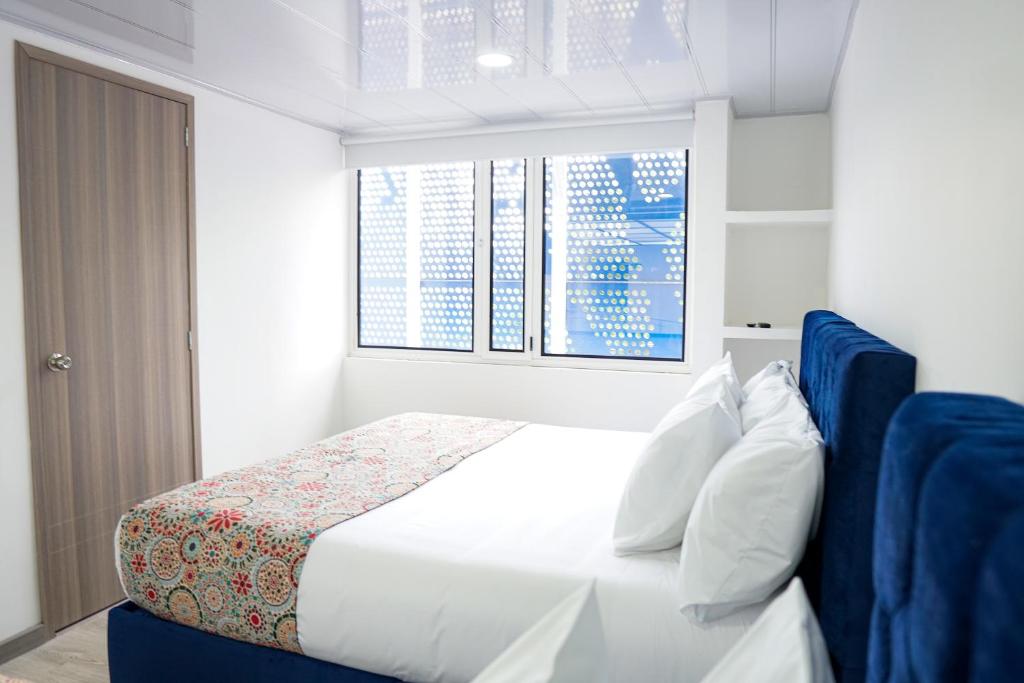 Hotel Sky Blue - 5