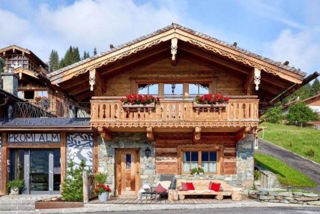 Chalet Promi-Alm in Flachau, Flachau