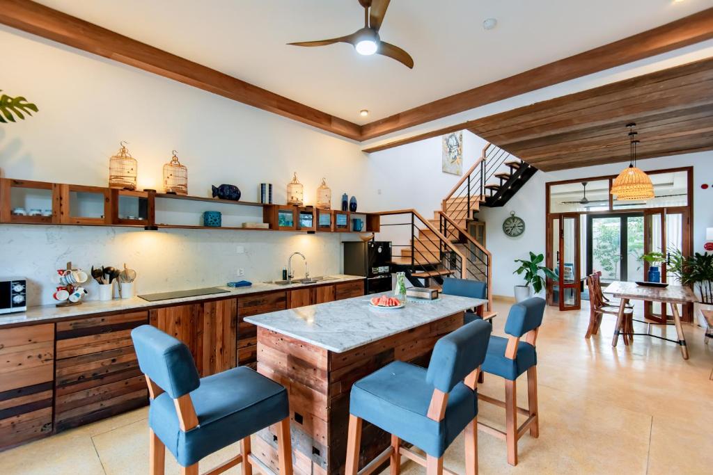 Sea Easter 3BR Seaside An Bang Beach Hoi An