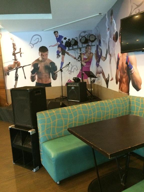 Bar/lounge