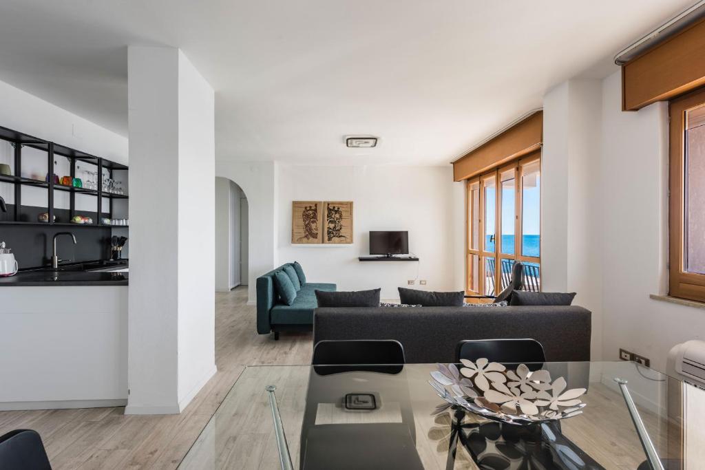 Una Finestra Su Cala Rossa by Wonderful Italy - 2