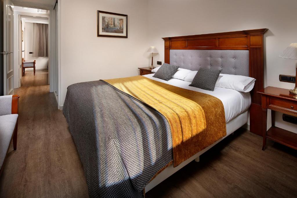 Room Image 1