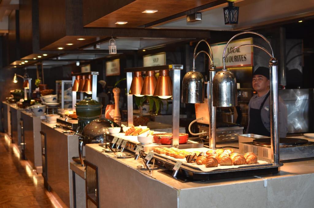 อาหารและเครื่องดื่ม