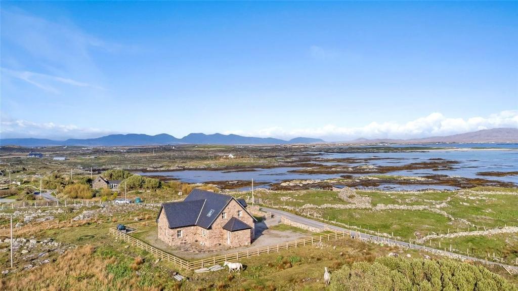 412 Bunowen Cottage, Ballyconneely