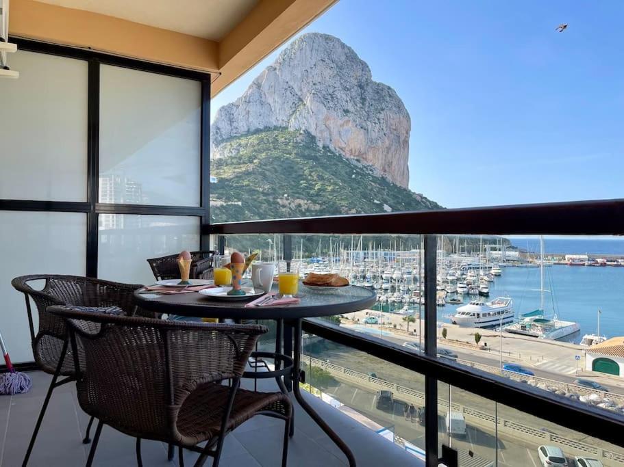 Beste Sicht auf Ifach, Hafen und Strand - 5