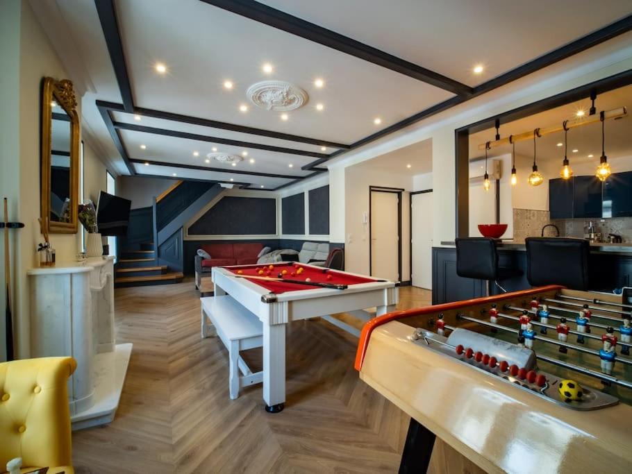 Duplex Jeanne d'Arc Billard Baby en option Escape Game Logements Insolites - 1