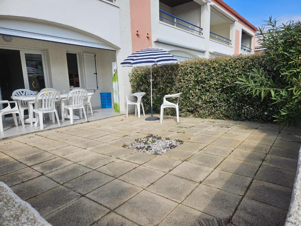 OREE DU GOLF II Joli T3 piscine proche golf Cap d'Agde - 2