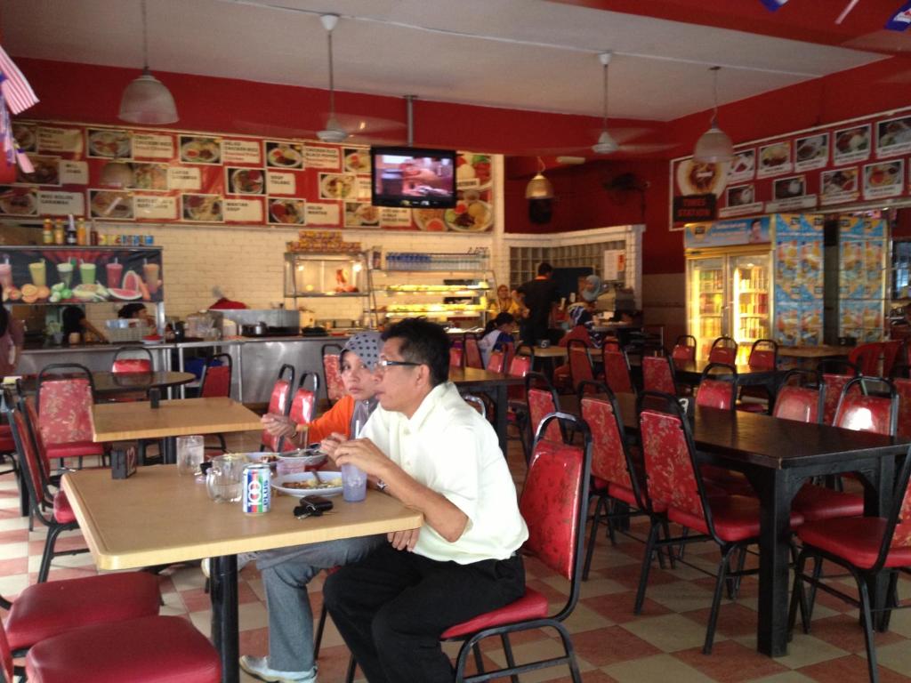 Restaurant, Venice Inn in Miri