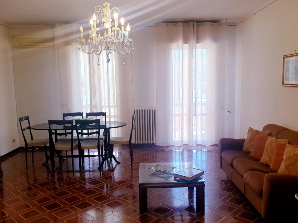 Appartamento Italia, Centro Città - 1