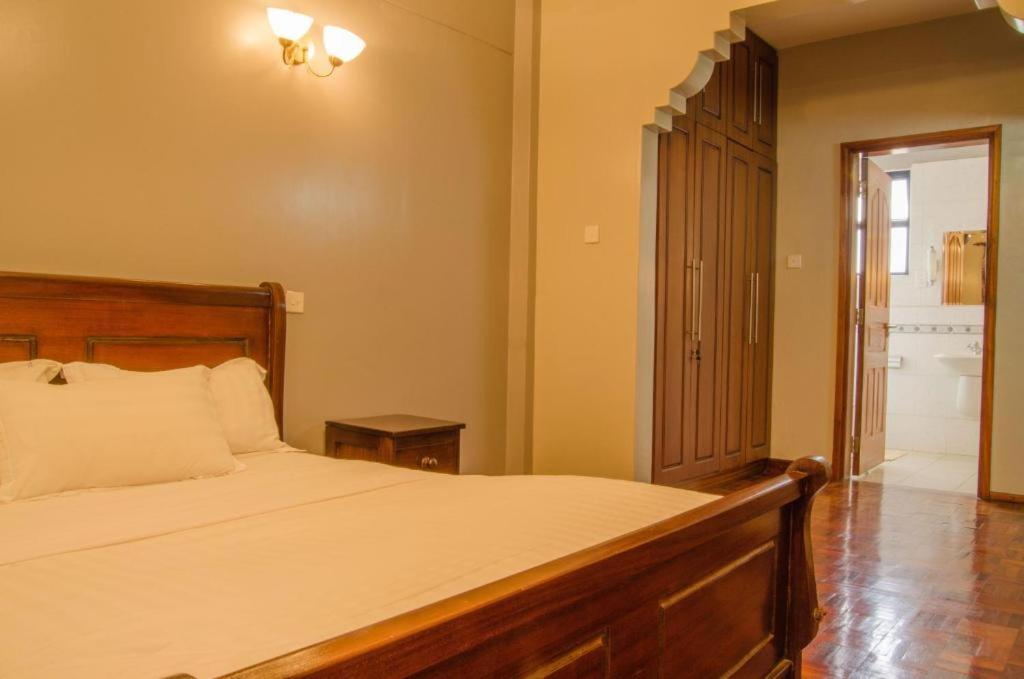 Lovely studio located at Kamakis, behind Greenspot 3rd Sunrise Road