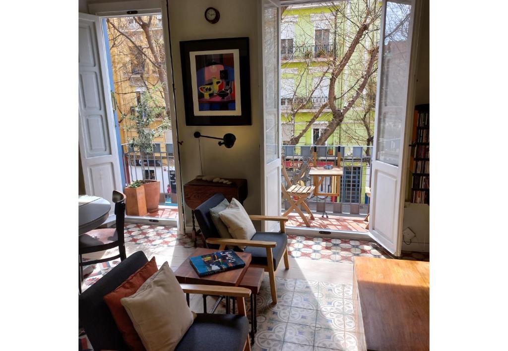 Classic City Apartment - 3