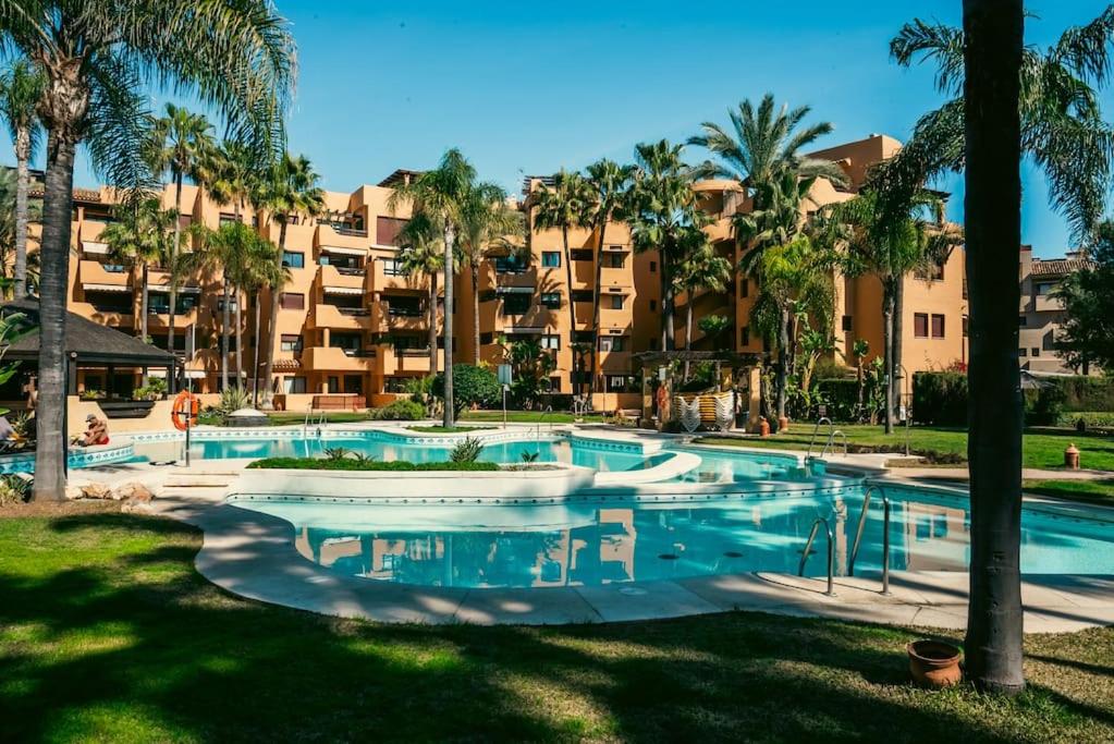 Casa Felizz, Estepona