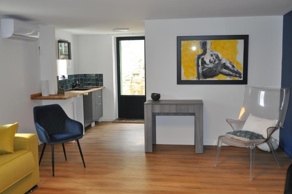 Terre d'oliviers, Issirac